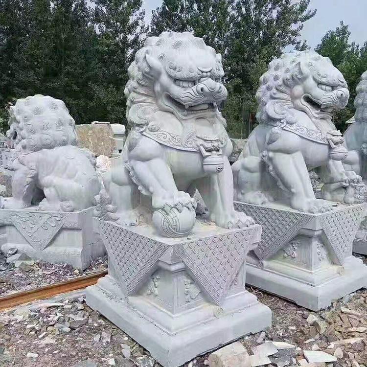 动物石雕