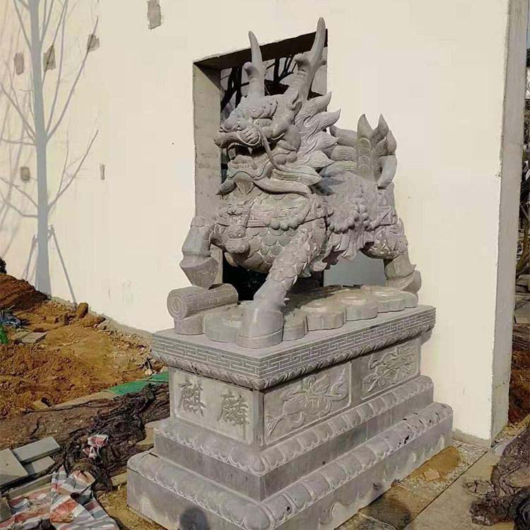 动物石雕