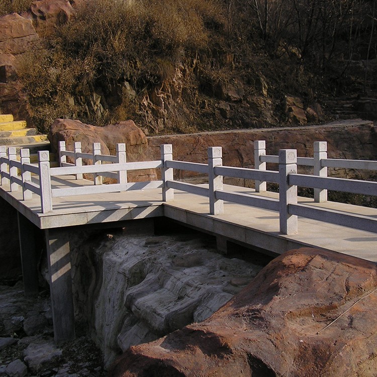 石栏杆