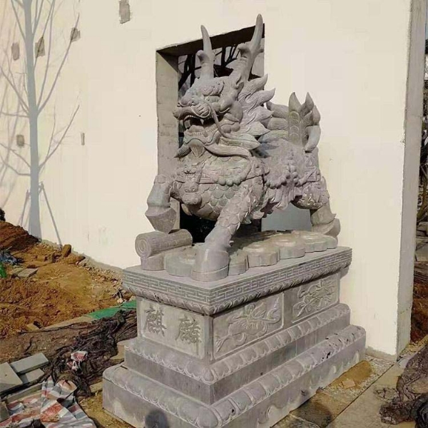 动物石雕