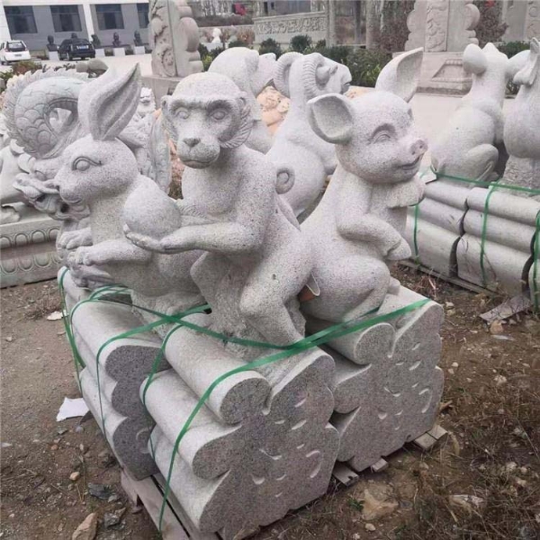 动物石雕