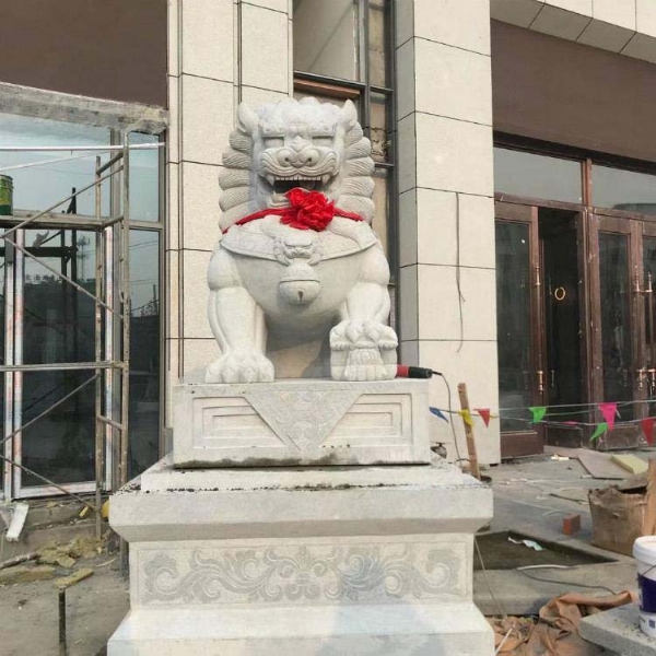 动物石雕