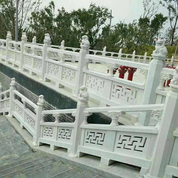 石栏杆
